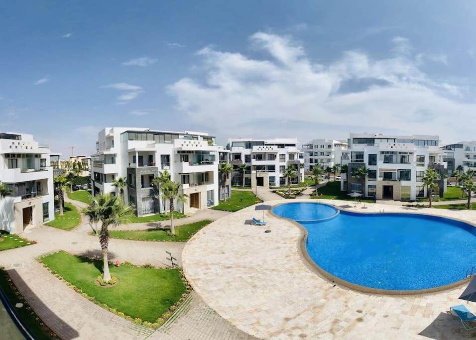 Appartement De Luxe ,Piscine,Parking,Terrasse อกาดีร์ ภายนอก รูปภาพ