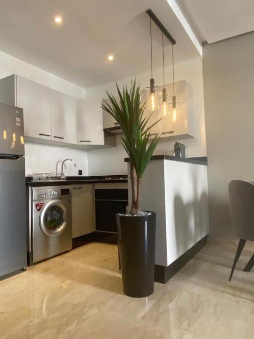 Appartement De Luxe ,Piscine,Parking,Terrasse อกาดีร์ ภายนอก รูปภาพ